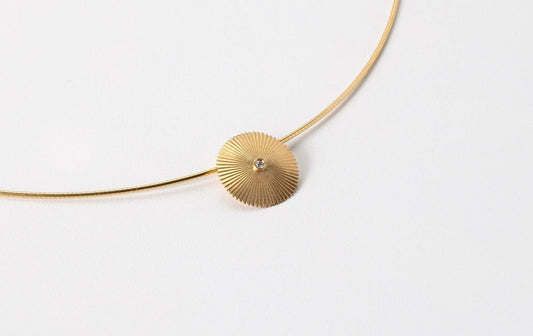18 karat guld Vedhænger mat/blank, br. 0,01ct W - SI - Urma.dk