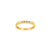 14kt. Guld alliancering m. 3 cz