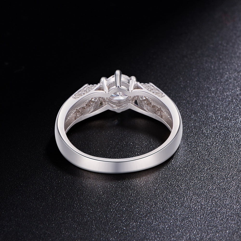 Sølv ring med zirconia sten