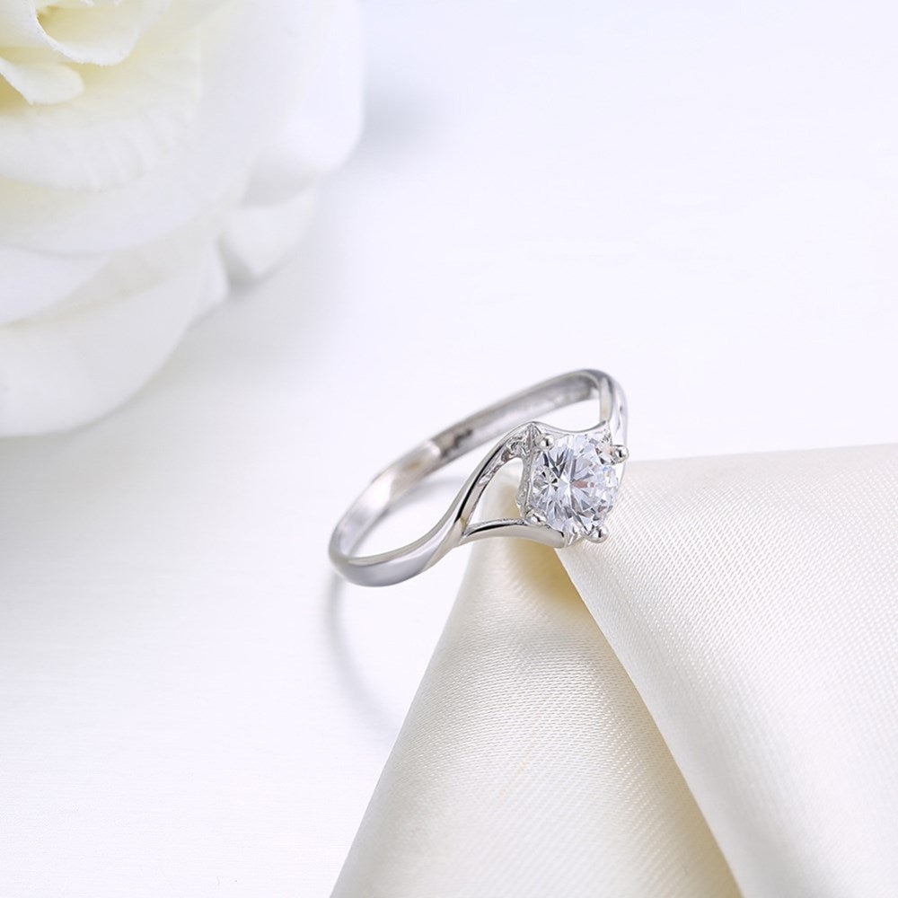 Sølv ring med zirconia sten