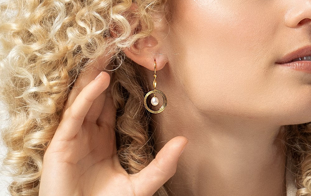 Sterling sølv ørehænger, mat/blank fg, kulturperle 3.06ct