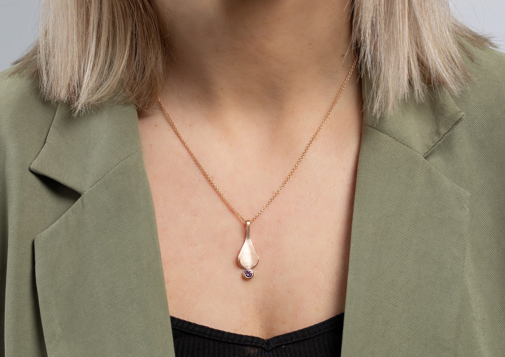 Sterling sølv Vedhæng, rosé fg. mat/blank, ametyst 0,24ct
