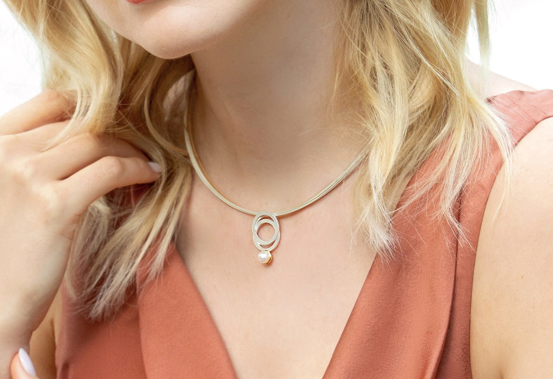 Sterling sølv Vedhæng, delvis fg mat/blank, perle 1,52ct