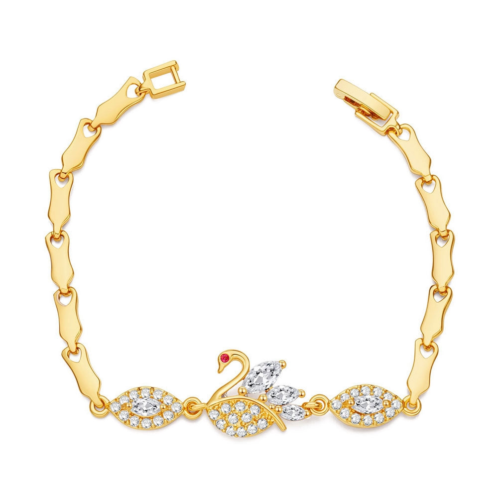 Armbånd i forgyldt sølv med zirconia.