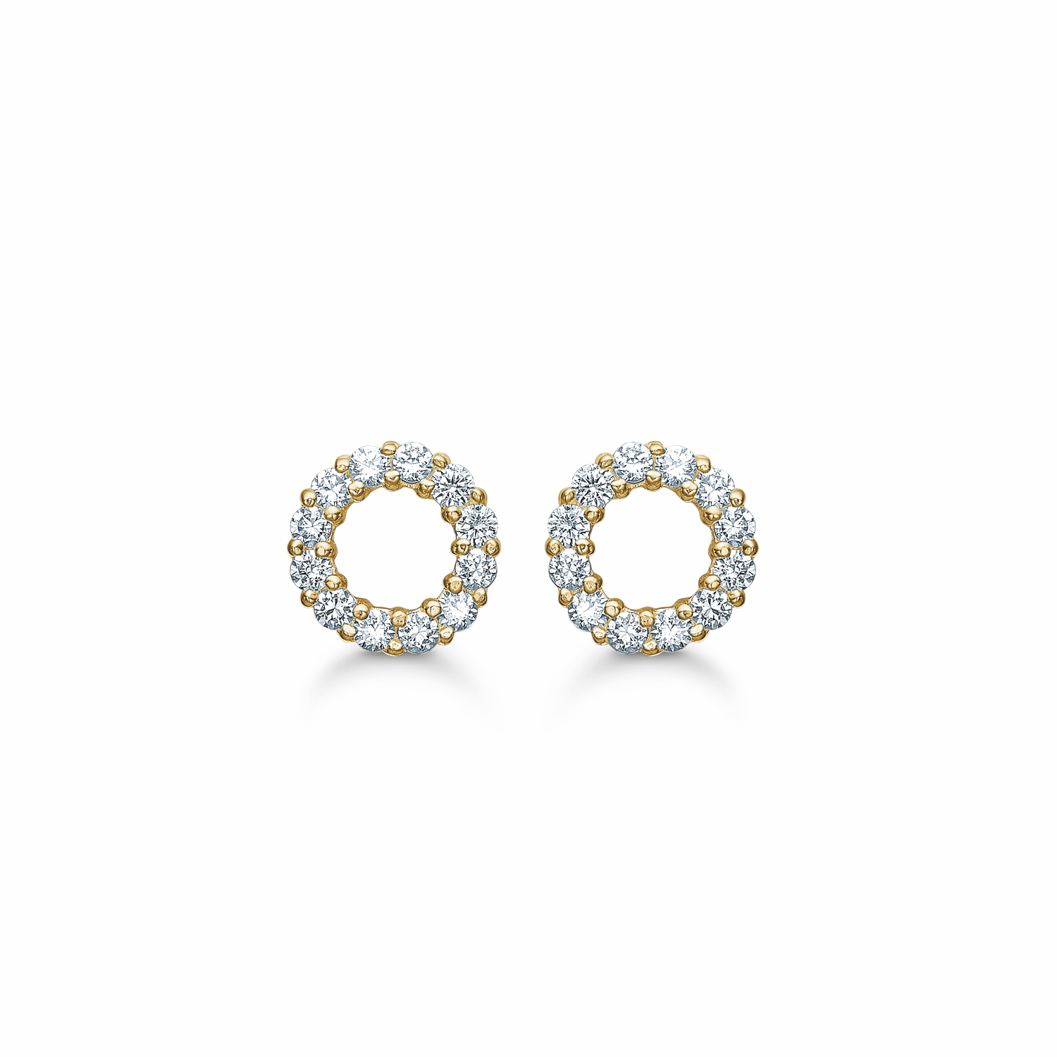 8 kt. guld ørestikker cirkel med syntetiske cubic zirconia i kanten. Mål: 18,32 x 18,32 mm.