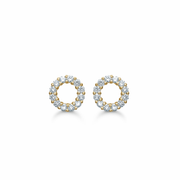 8 kt. guld ørestikker cirkel med syntetiske cubic zirconia i kanten. Mål: 18,32 x 18,32 mm.