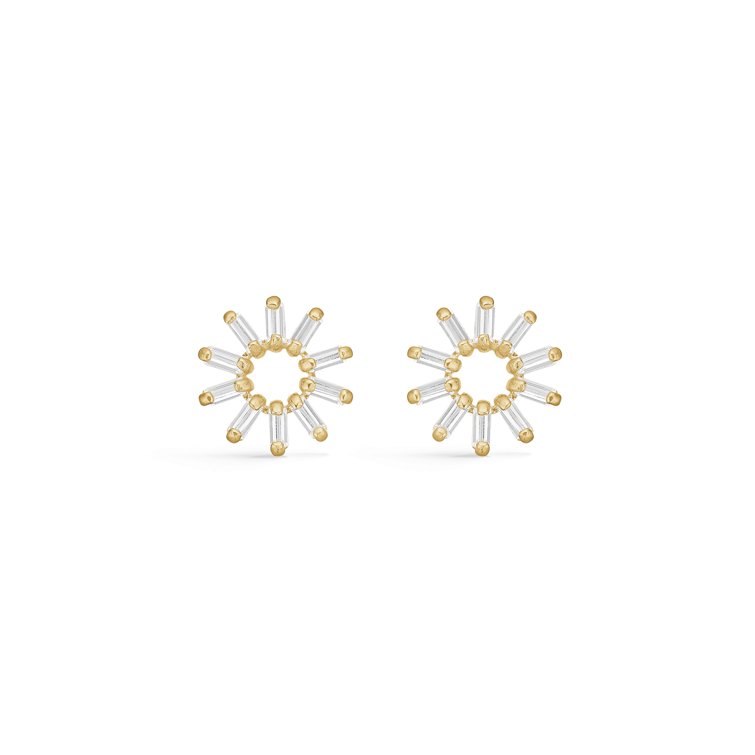 8 kt. guld ørestikker snefnug med syntetiske cubic zirconia. Mål 8,98 x 8,98 mm.
