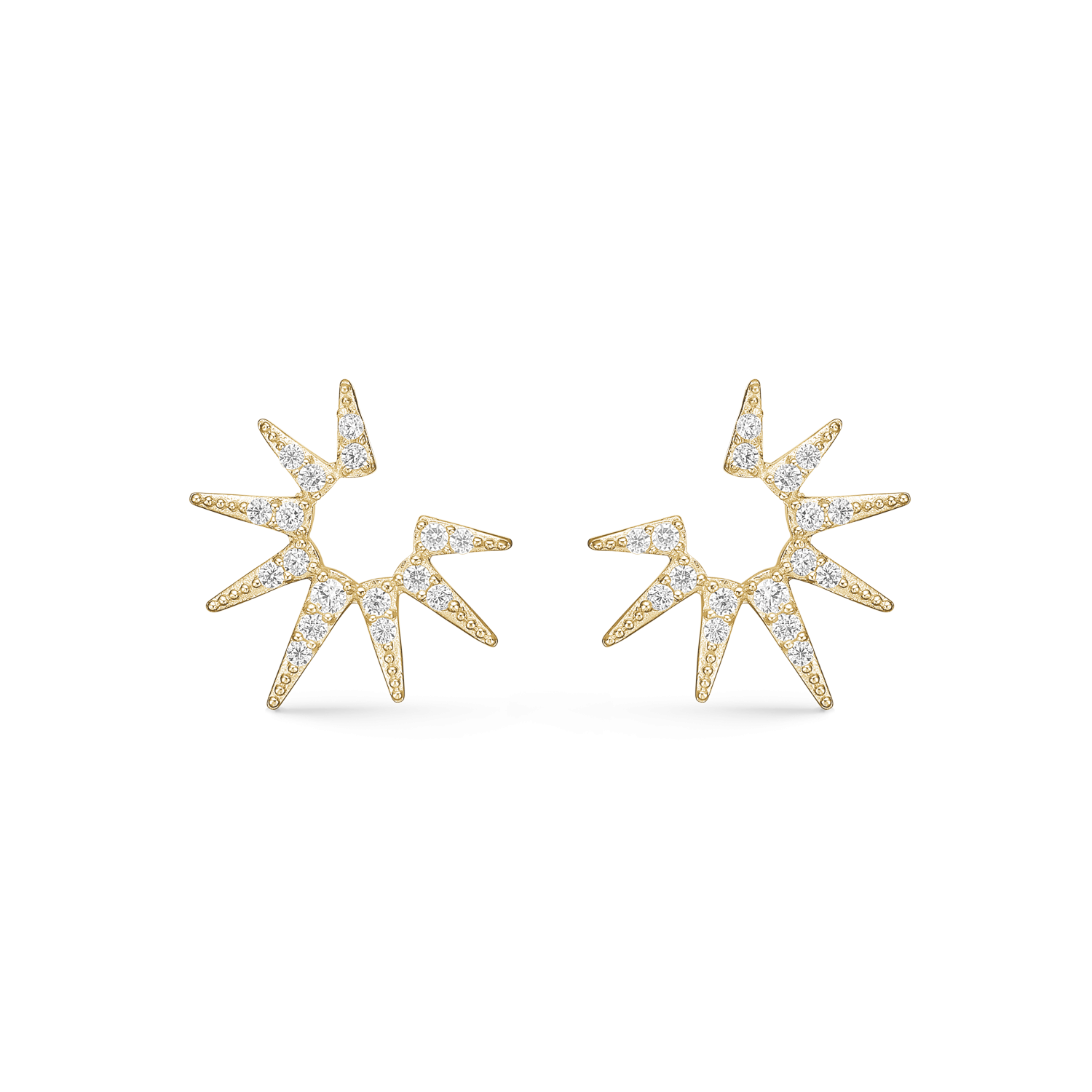 8 kt. guld ørestikker halv stjerne med syntetiske cubic zirconia. Mål 12,57 x 11,53 mm.