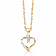 8 kt. guld vedhæng hjerte med syntetisk cubic zirconia i top. Kæden er sølvforgyldt i længde 42-45 cm.