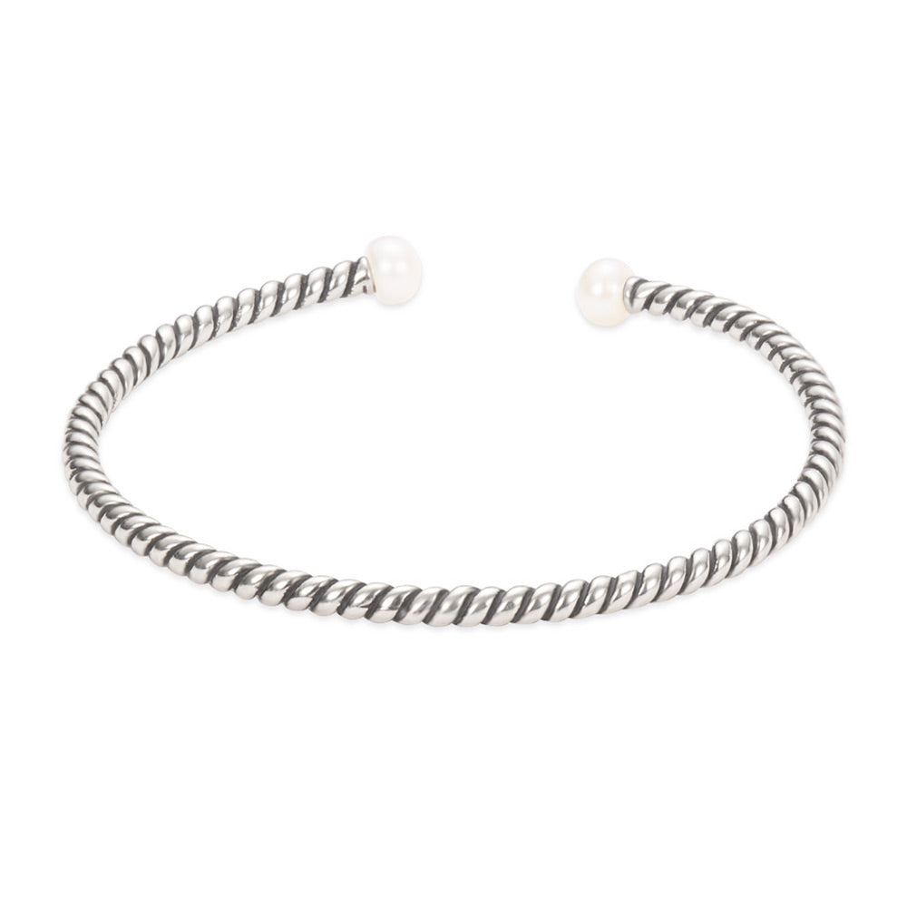 Åben armring med skrue mønster og ferskvandsperler