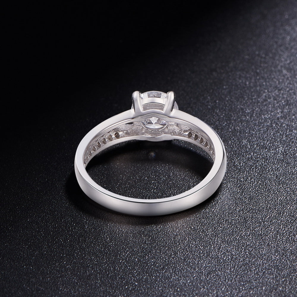 Sølv ring med zirconia sten