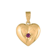 8kt. guldhjerte m/synt. rubin 13mm - Urma.dk