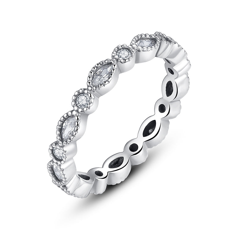 Sølv ring med zirconia