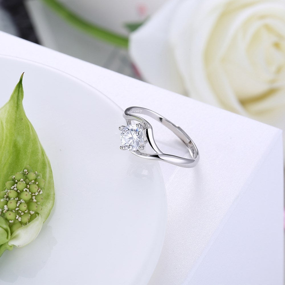Sølv ring med zirconia sten