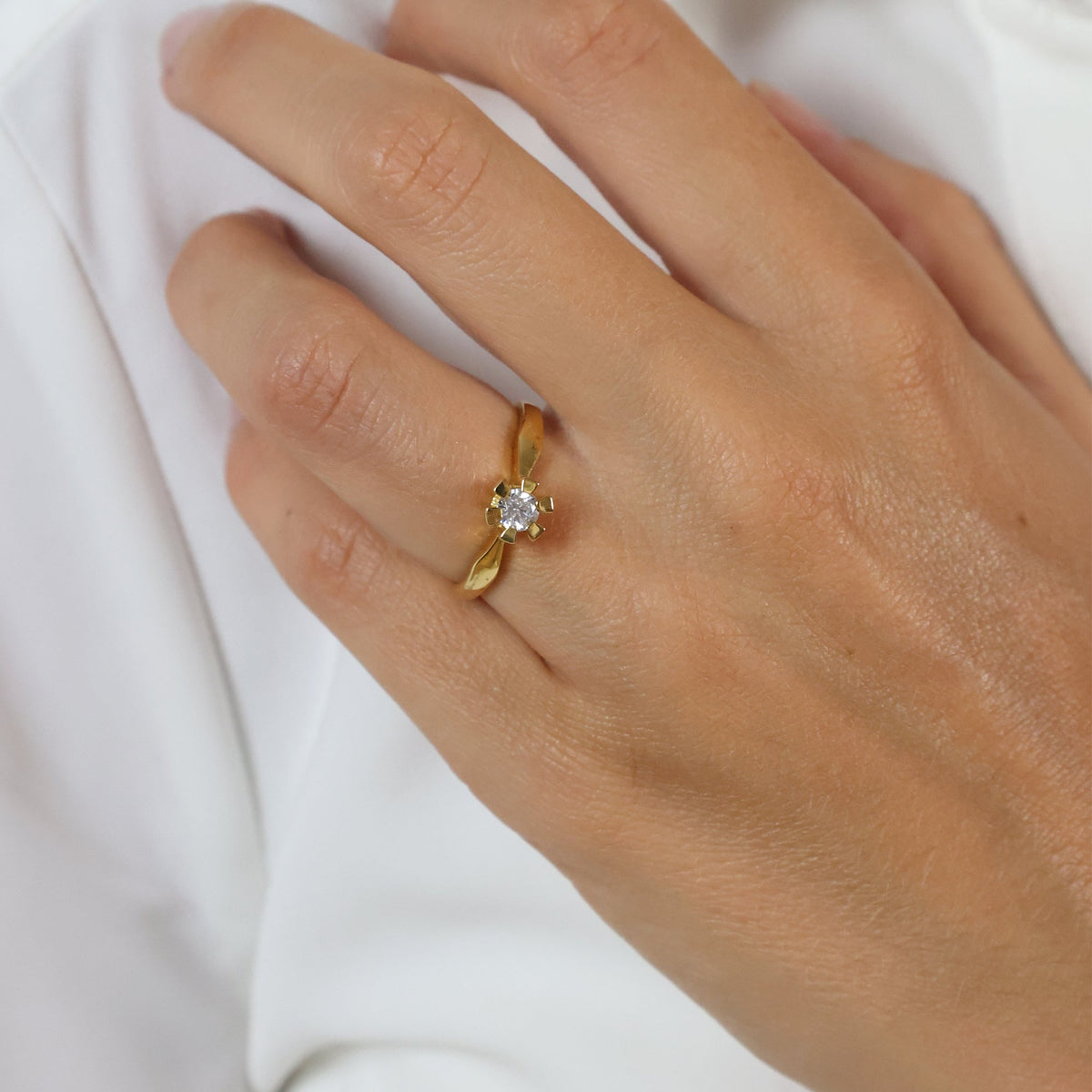 ETERNITY 14KT D.RING 1X0,30CT WSI