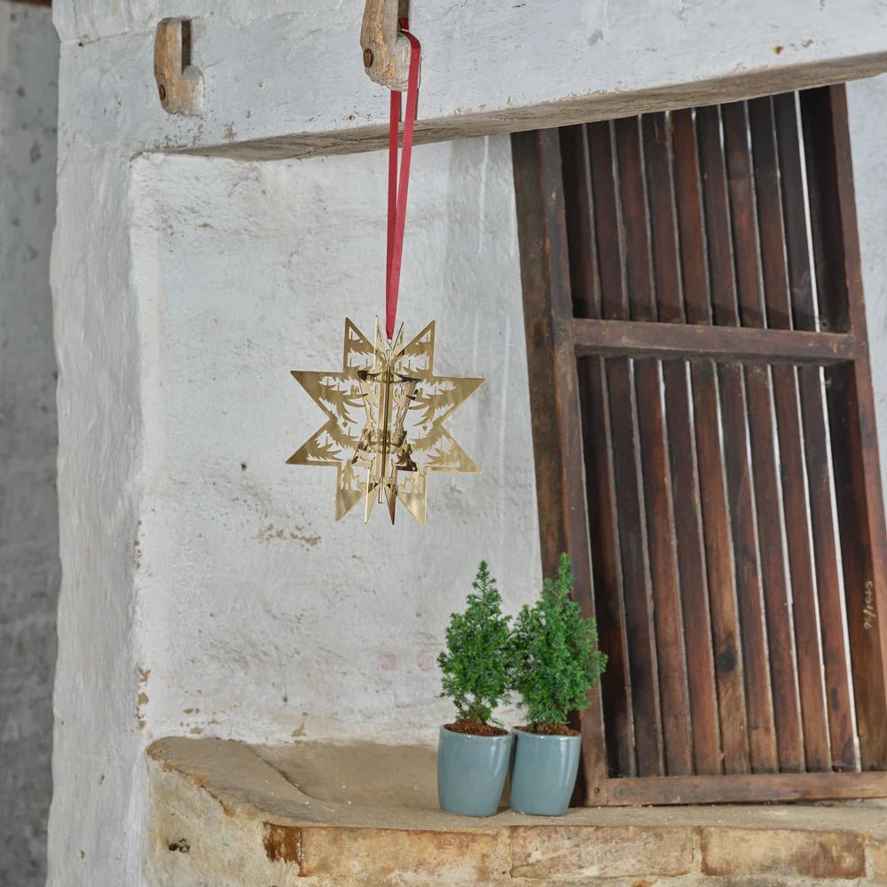 H.C. Andersen - Topstjerne - forgyldt 16,5cm - Urma.dk