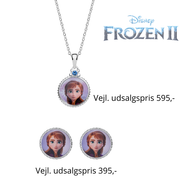 Disney Frost smykkesæt med halskæde og ørestikker i sølv designet er oval med Anna og syntetisk cubic zirconia sten i vedhæng.