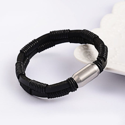 Læderarmbånd med lås i stål