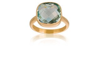 Ring 14 kt m/ blå topaz