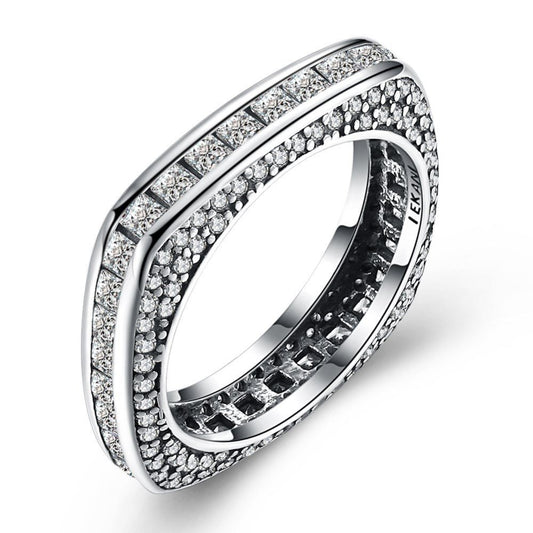 Sølv ring firkantet med zirconia - Urma.dk