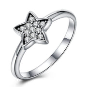 Sølv ring med med stjerne med zirconia stene. - Urma.dk