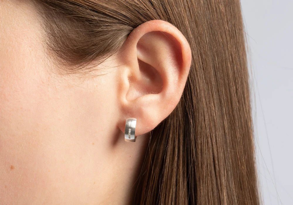 Sterling sølv creol mat, dia.er 0,05ct W - SI - Urma.dk