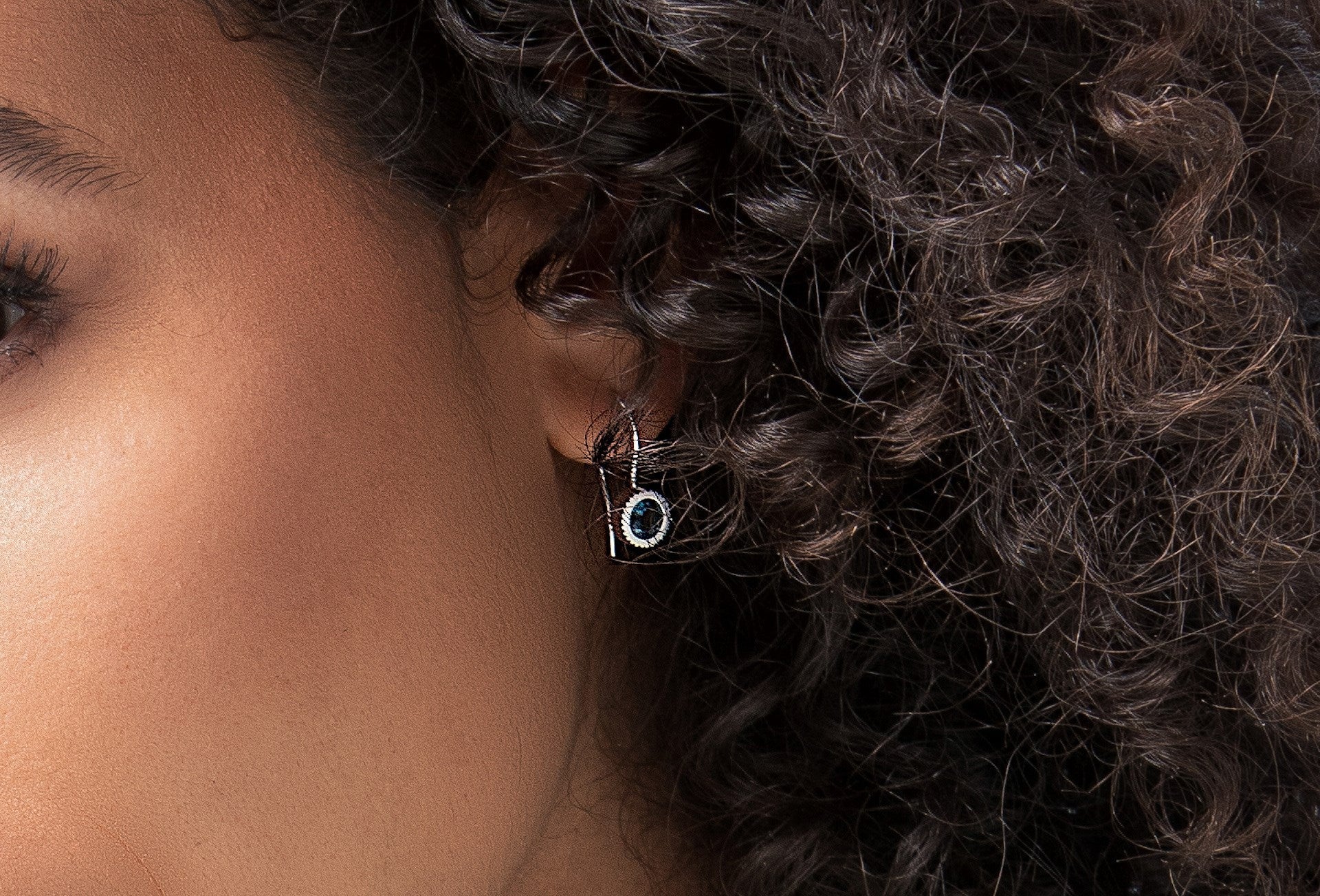 Sterling sølv ørehænger mat, Topaz London Blue 1.15ct - Urma.dk