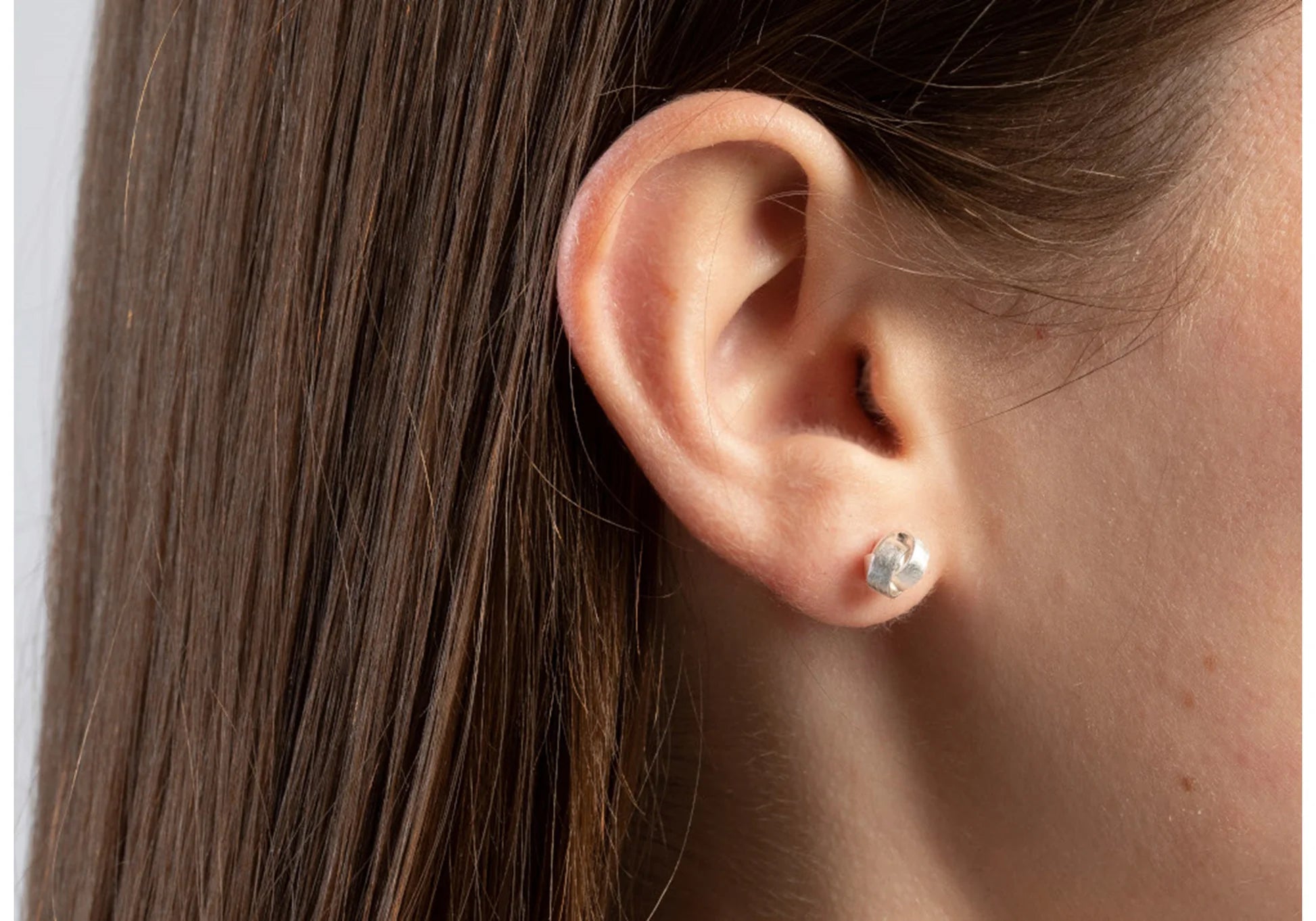 Sterling sølv Ørestikker børstet - Urma.dk