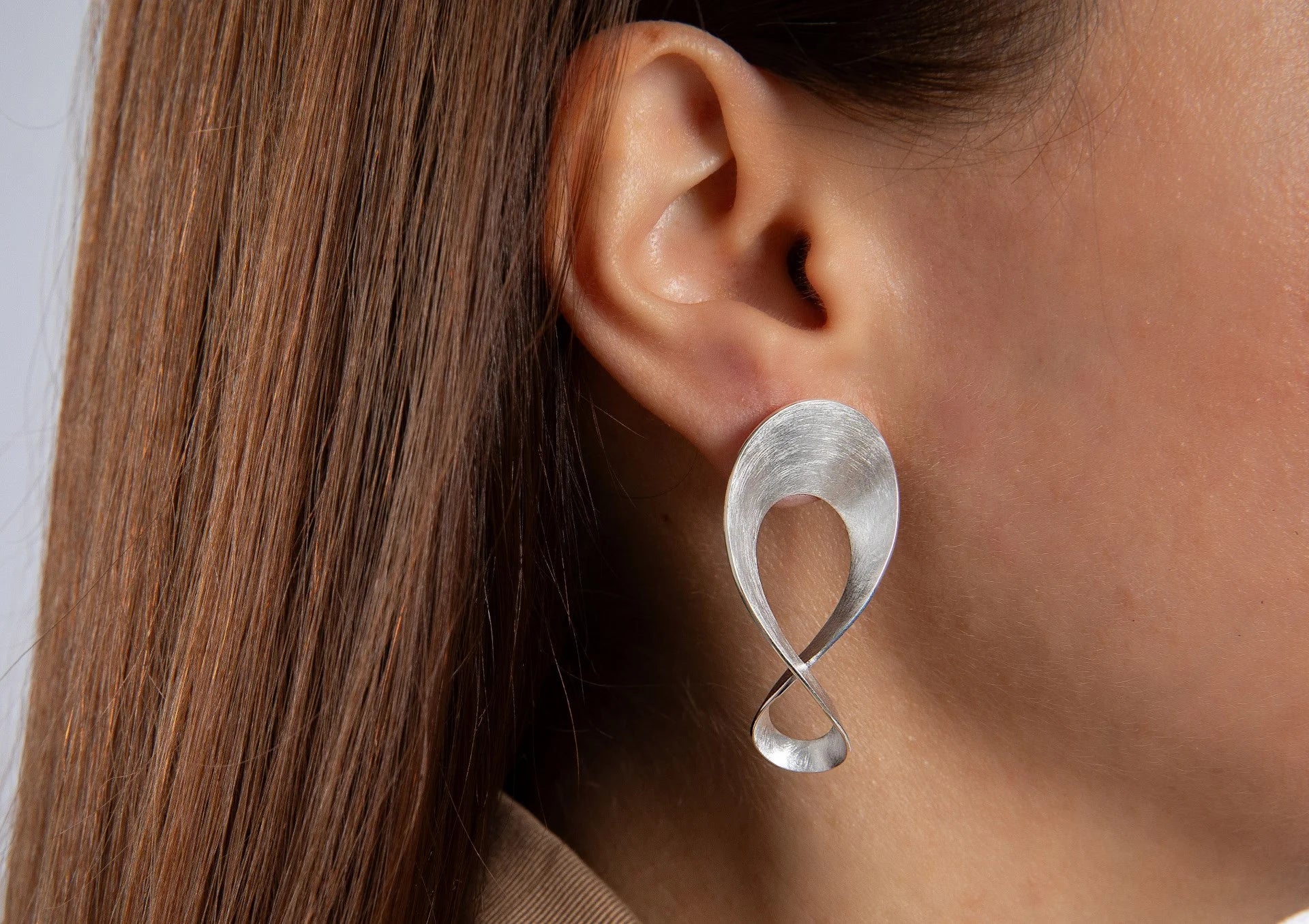 Sterling sølv Ørestikker børstet/polerede - Urma.dk