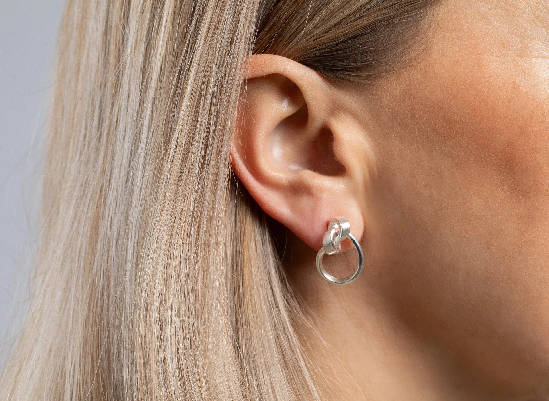 Sterling sølv Ørestikker mat. - Urma.dk