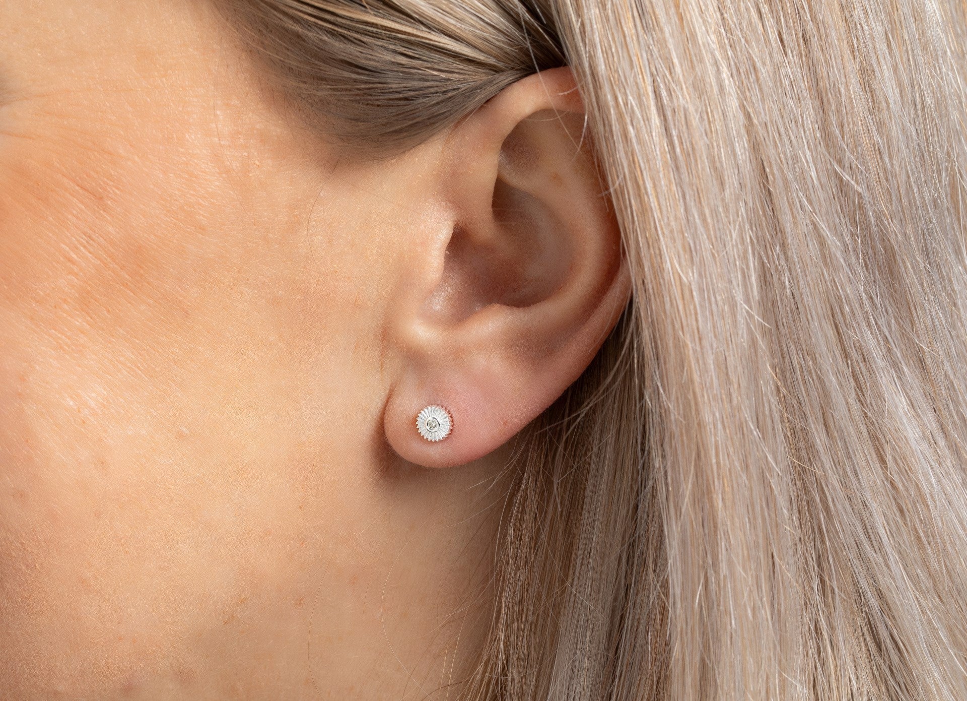 Sterling sølv Ørestikker mat br 0.02ct W - SI - Urma.dk