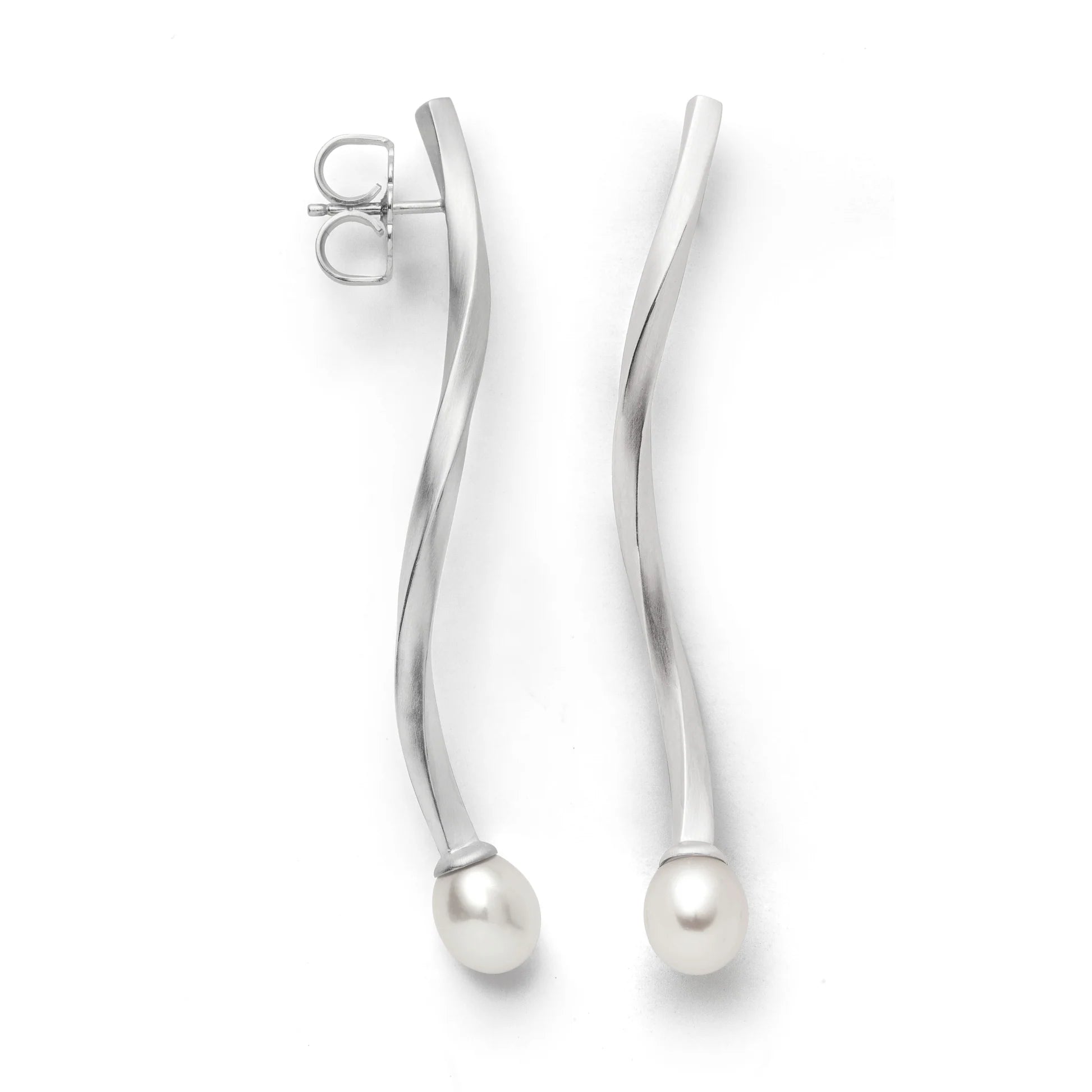 Sterling sølv Ørestikker, rho. mat, kulturperle hvid - Urma.dk