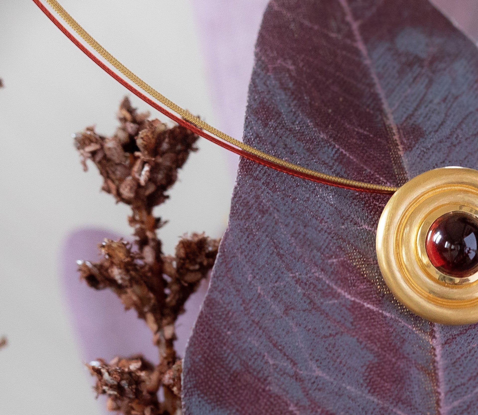 Sterling sølv Tonda Flexible, 3 - rækket, rød, fg - Urma.dk