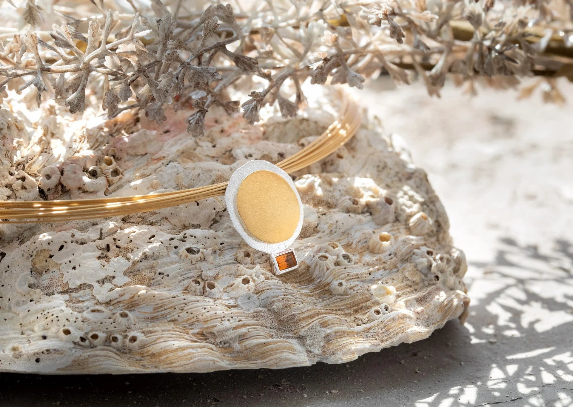 Sterling sølv Vedhæng, delvis fg. mat/børstet, citrin 0,27 - Urma.dk