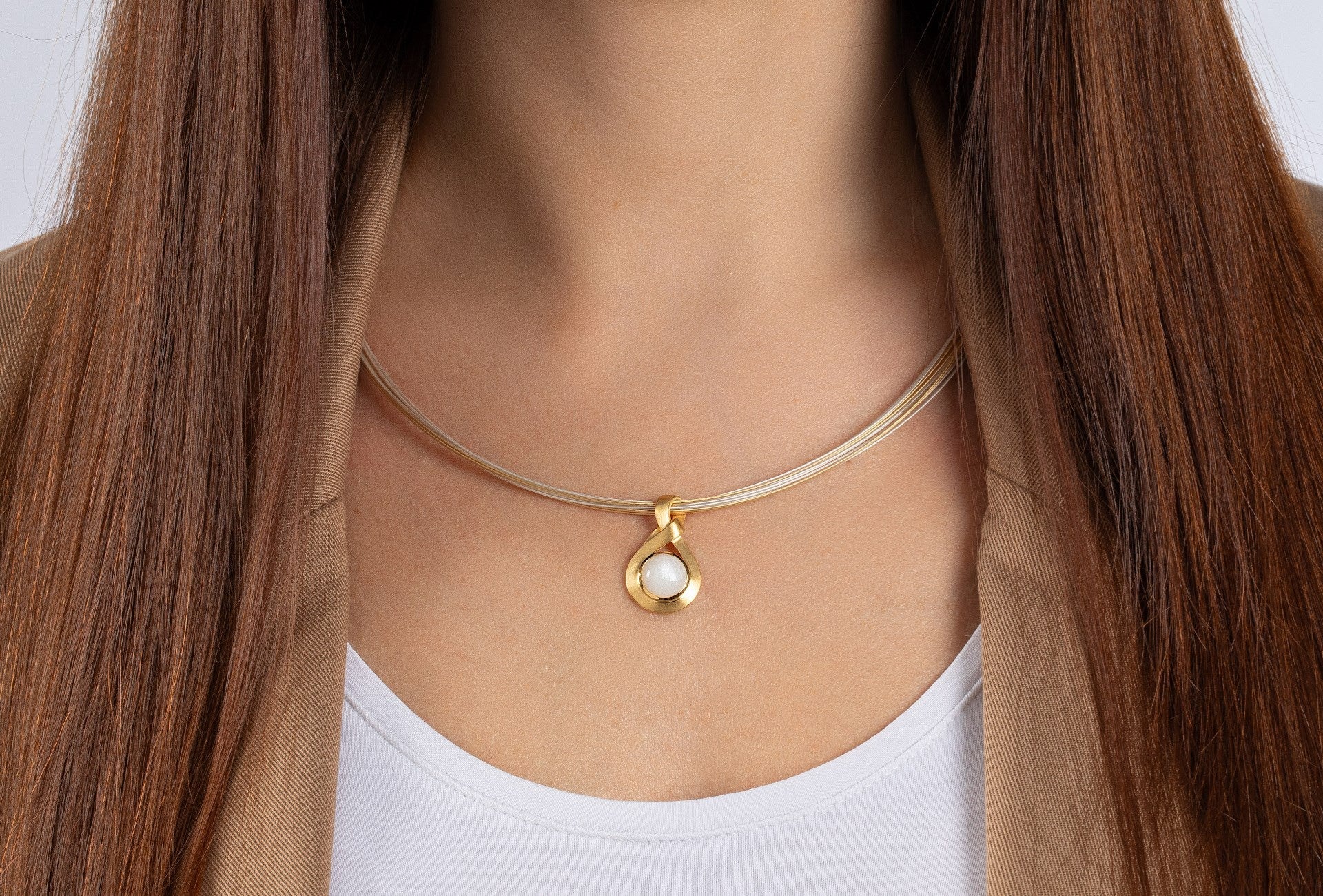 Sterling sølv Vedhæng, fg mat/blank, hvid månesten 2,61ct - Urma.dk