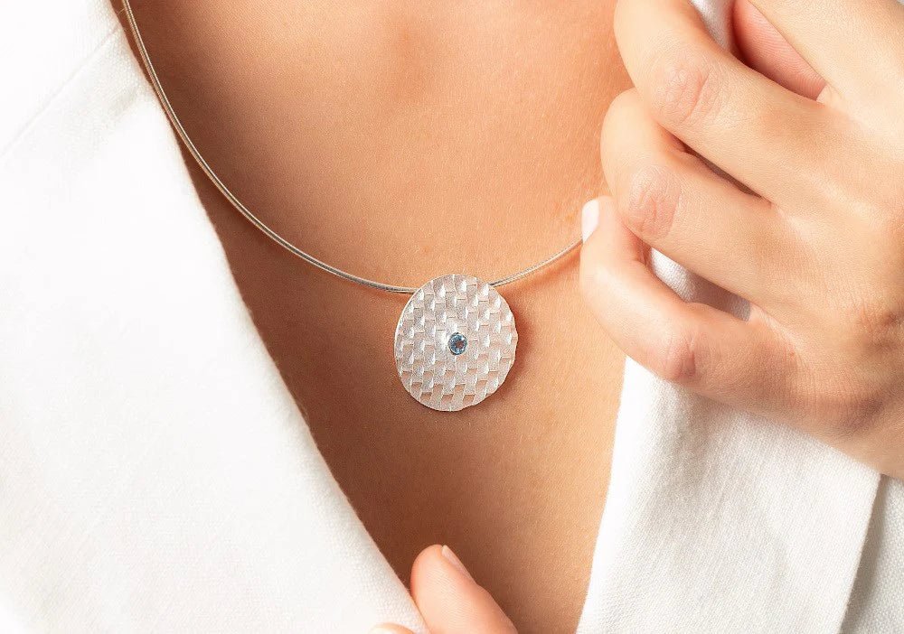 Sterling sølv Vedhæng sandblæst, blå topas 0,22ct - Urma.dk