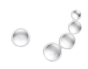 Assymmetriske ørestikker med cirkler i forløb