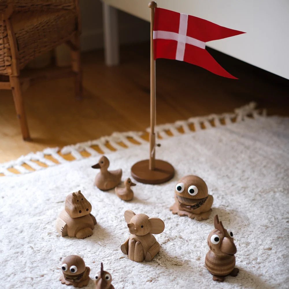 Træ, flagstang 39cm, Egetræ - Urma.dk