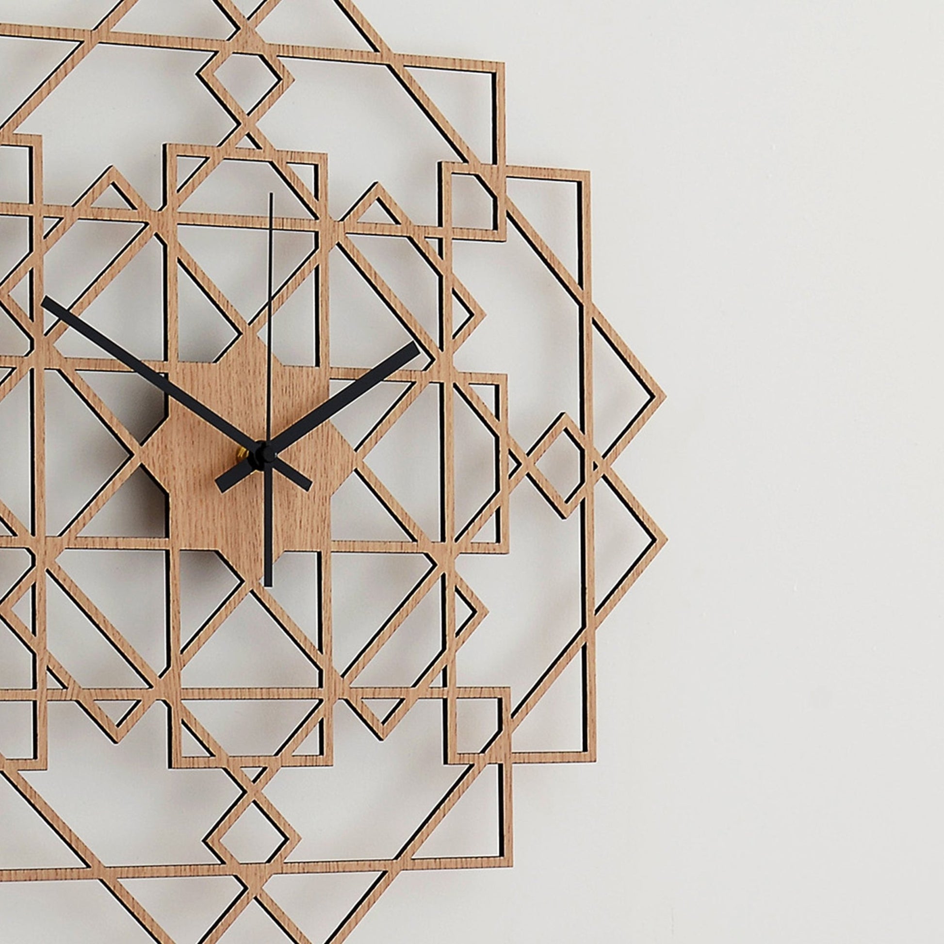 Vægur SQUARE håndlavet i ægte træ 43 cm - Urma.dk